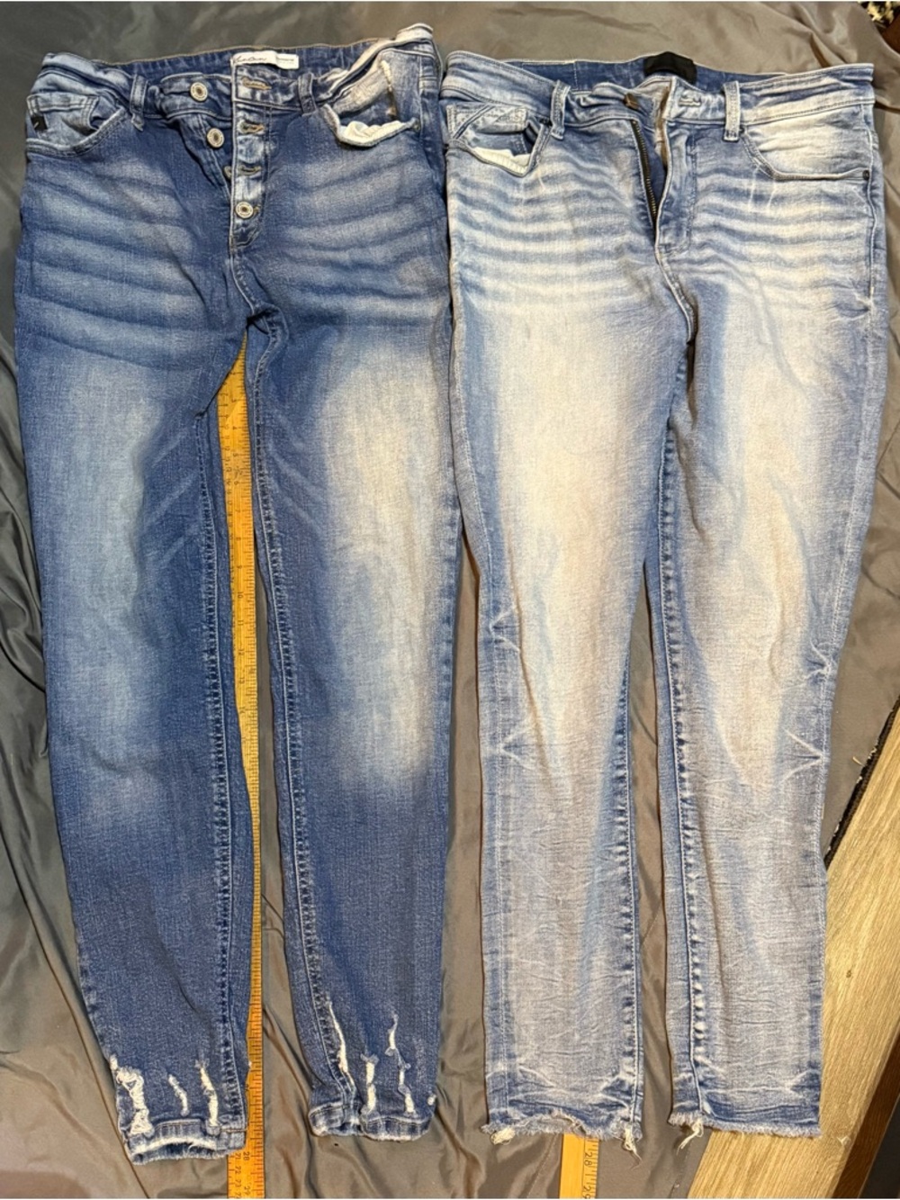 Lot Of 2 Women’s Size 29 Skinny Ankle Fit Buckle Black And Kan Kan Denim Jeans